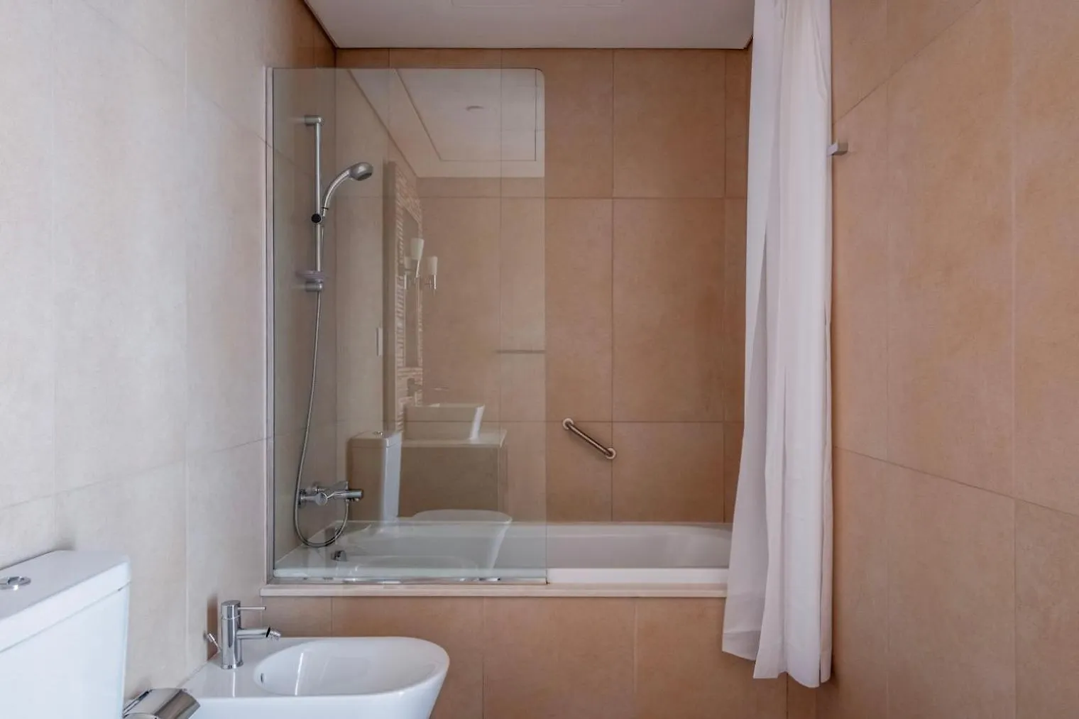 Blueground Difc Squash Swimming Pool Gym Dxb-1461 Apartment Dubai 0*,