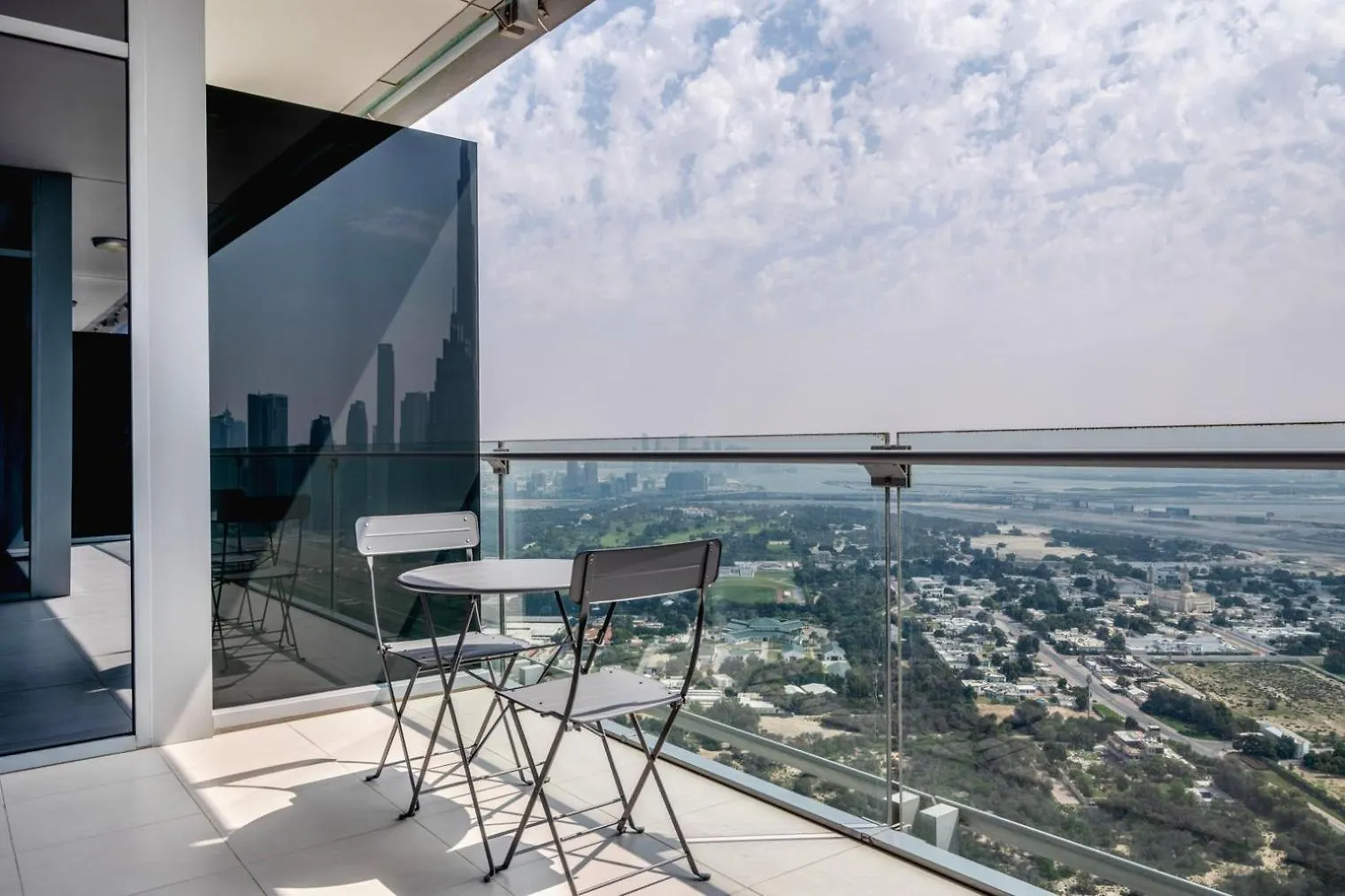Blueground Difc Squash Swimming Pool Gym Dxb-1461 Apartment Dubai