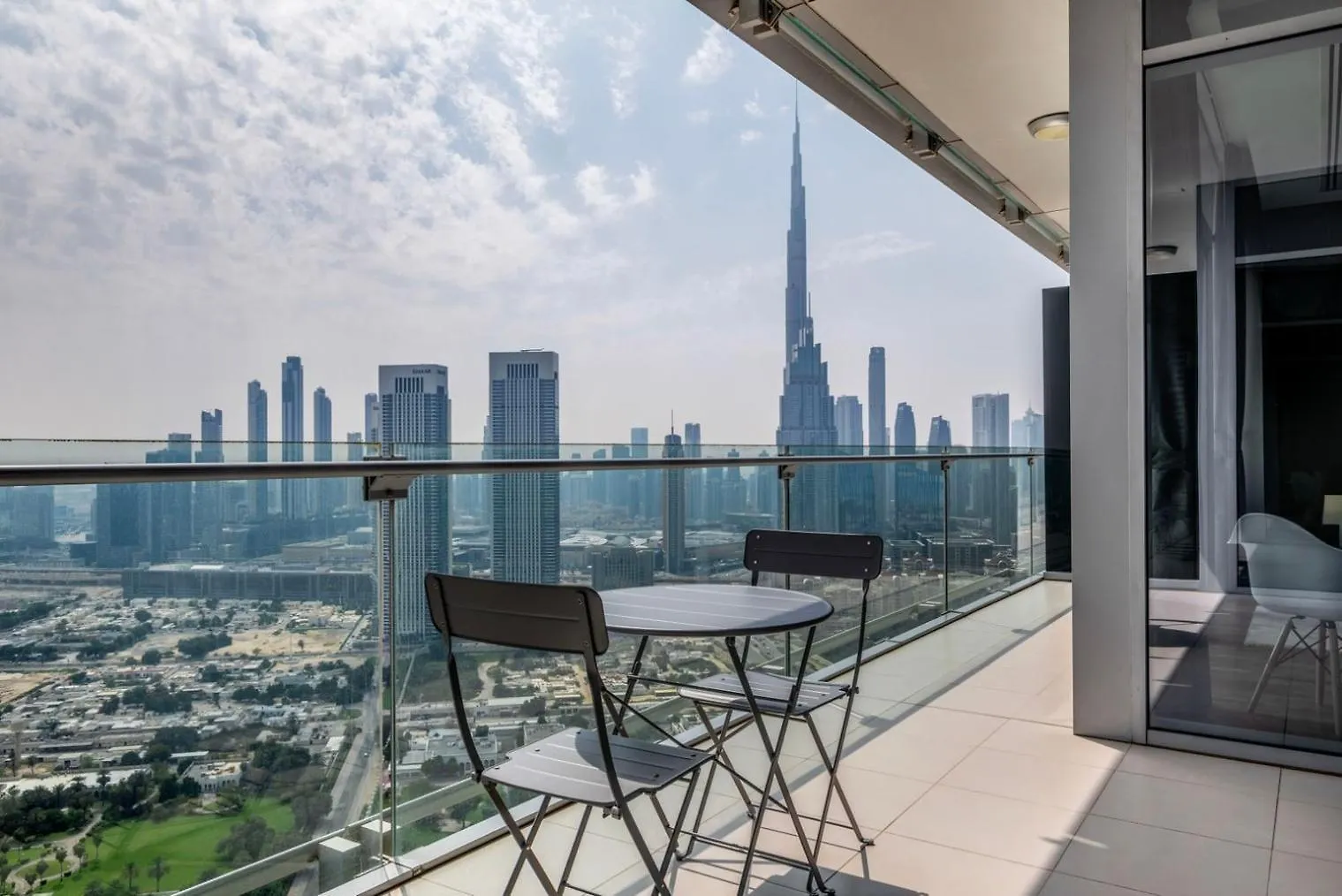 Blueground Difc Squash Swimming Pool Gym Dxb-1461 Apartment Dubai United Arab Emirates